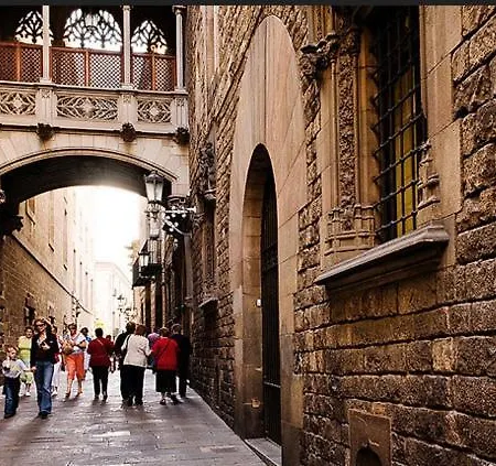 게스트하우스 Placa Cataluna! *